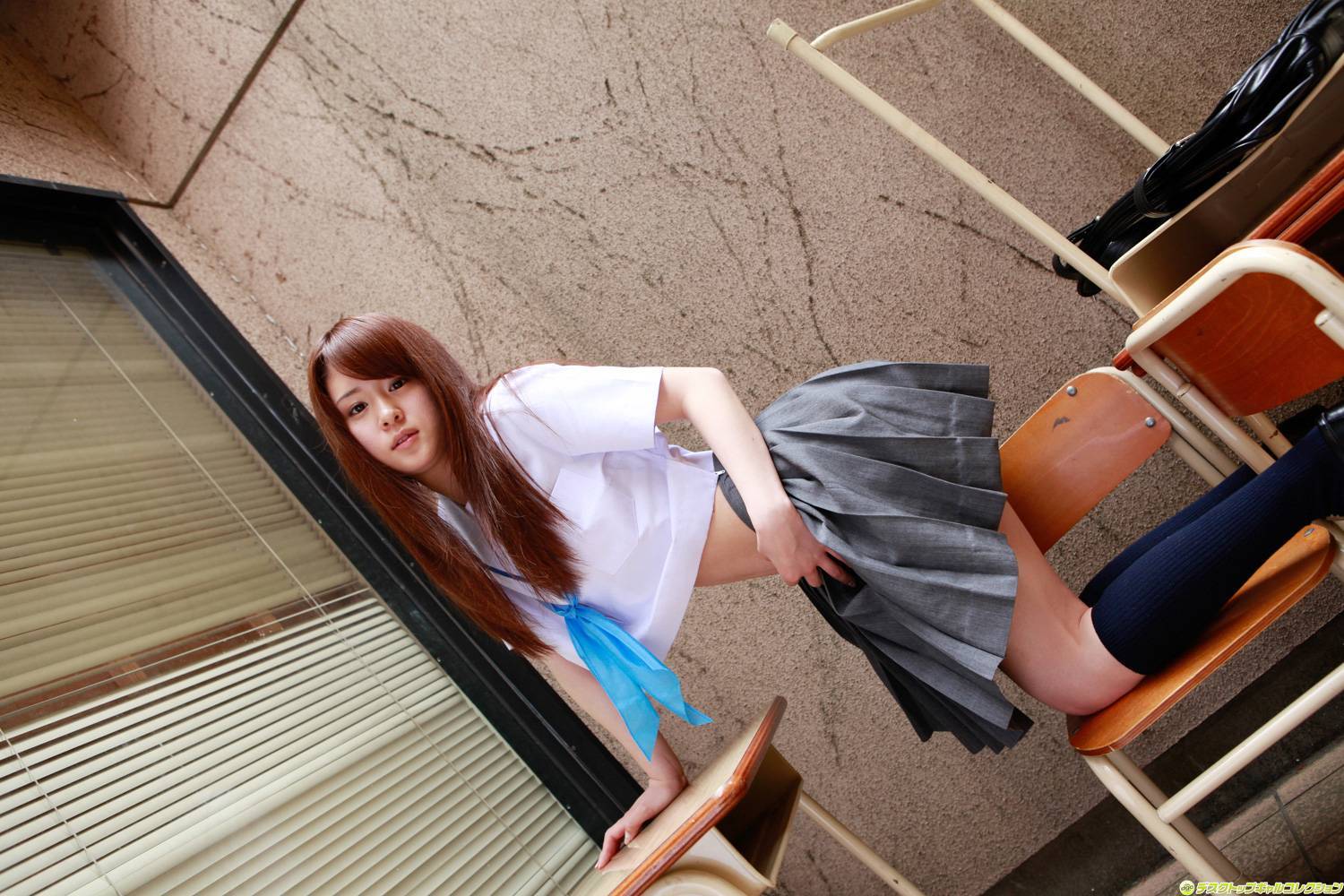 朝菜栞 - 甘いロリフェイス之制服の完全なる融合！ [DGC] No.1040